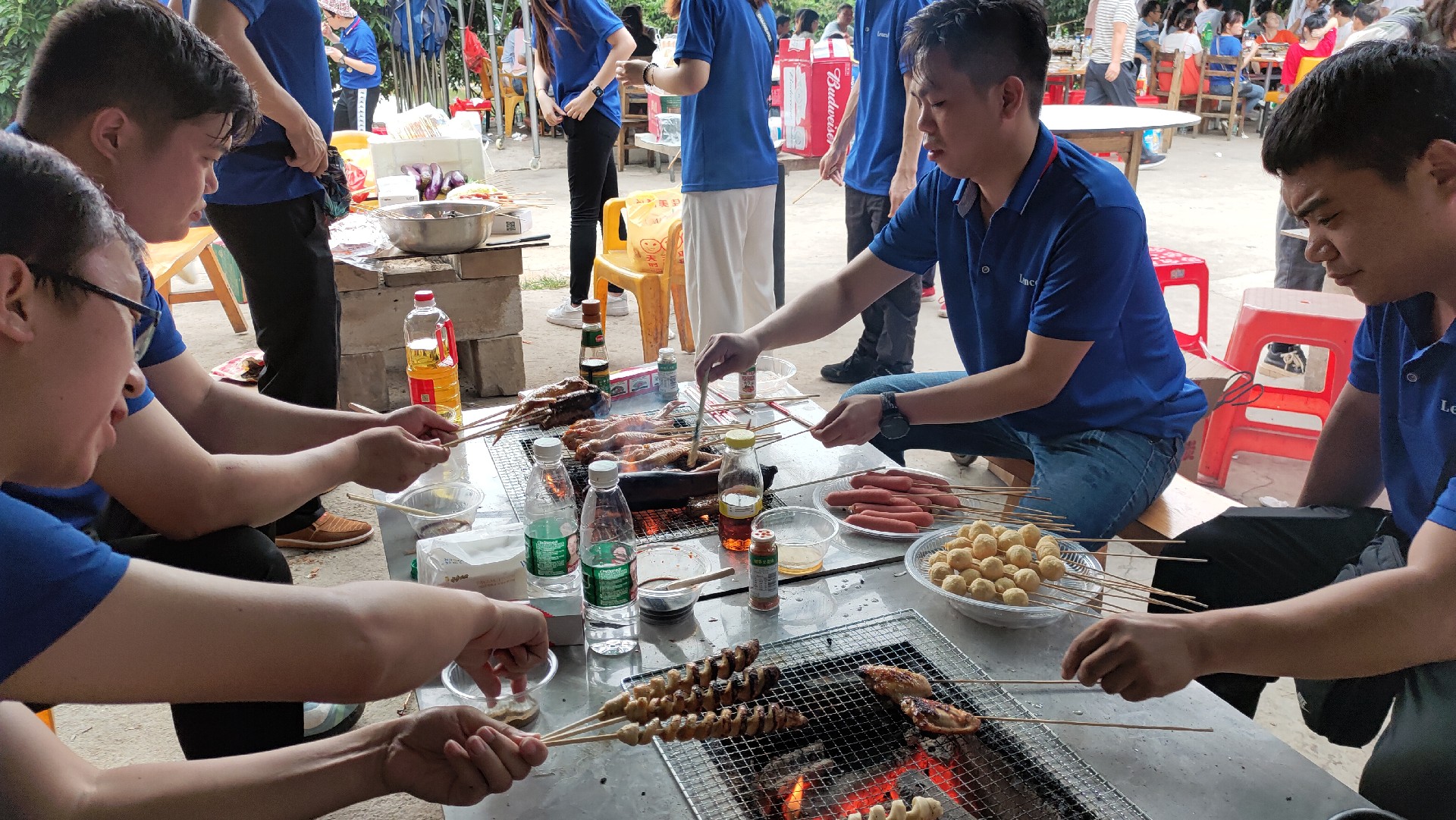 松湖騎行，穿樹飛花；農(nóng)家休閑，擁抱自然